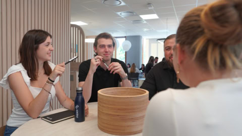 LE BACHELOR EST ACCESSIBLE APRÈS VALIDATION D'UN DIPLÔME OU D'UN TITRE CERTIFIÉ NIVEAU 5 (Bac+2)