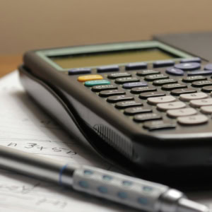 Plan "Filles et maths" : le ministère souhaite encourager leur représentativité