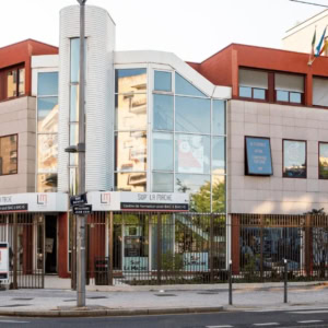 L'école doit-elle répondre aux besoins des entreprises ?