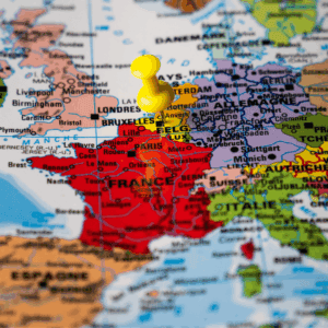 Les étudiants sont intéressés par les sciences politiques et les relations internationales.