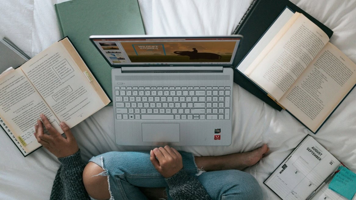 étudiante révision